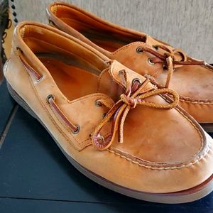 Sperry Topsiders Tan